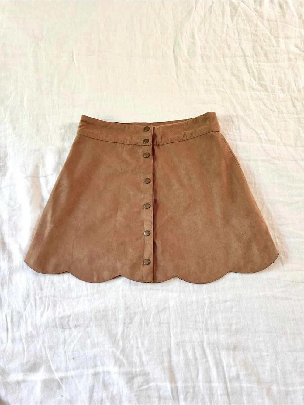 Forever 21 Scallop Hem Button-Front Mini Skirt  Sz S
